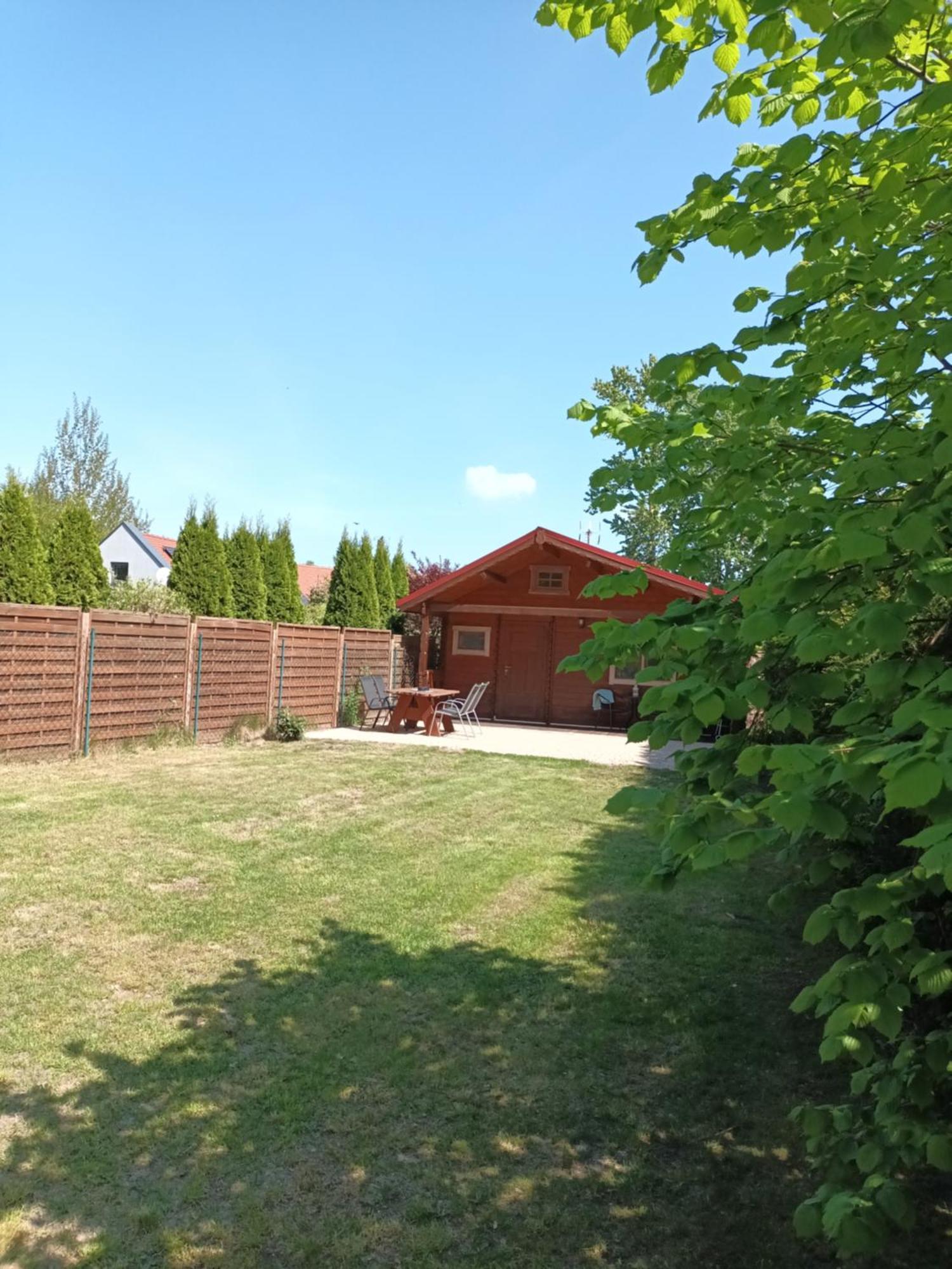 Zacisze Letniskowe Karsibor Lodge *
