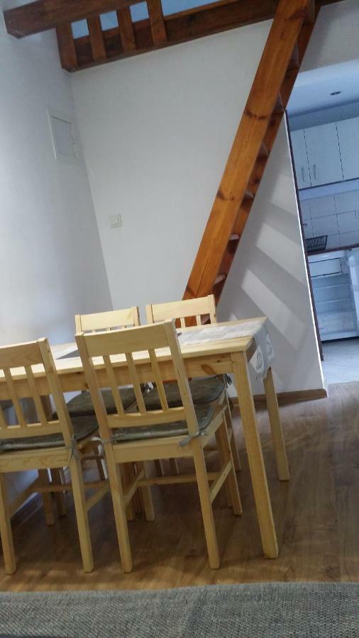 Zacisze Letniskowe Karsibor Lodge *